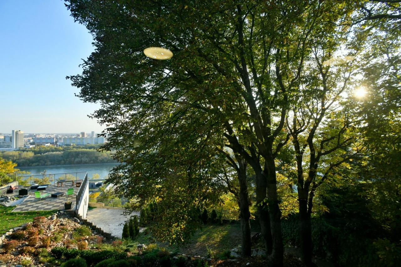 River View Apartments Hotel ブラチスラヴァ エクステリア 写真